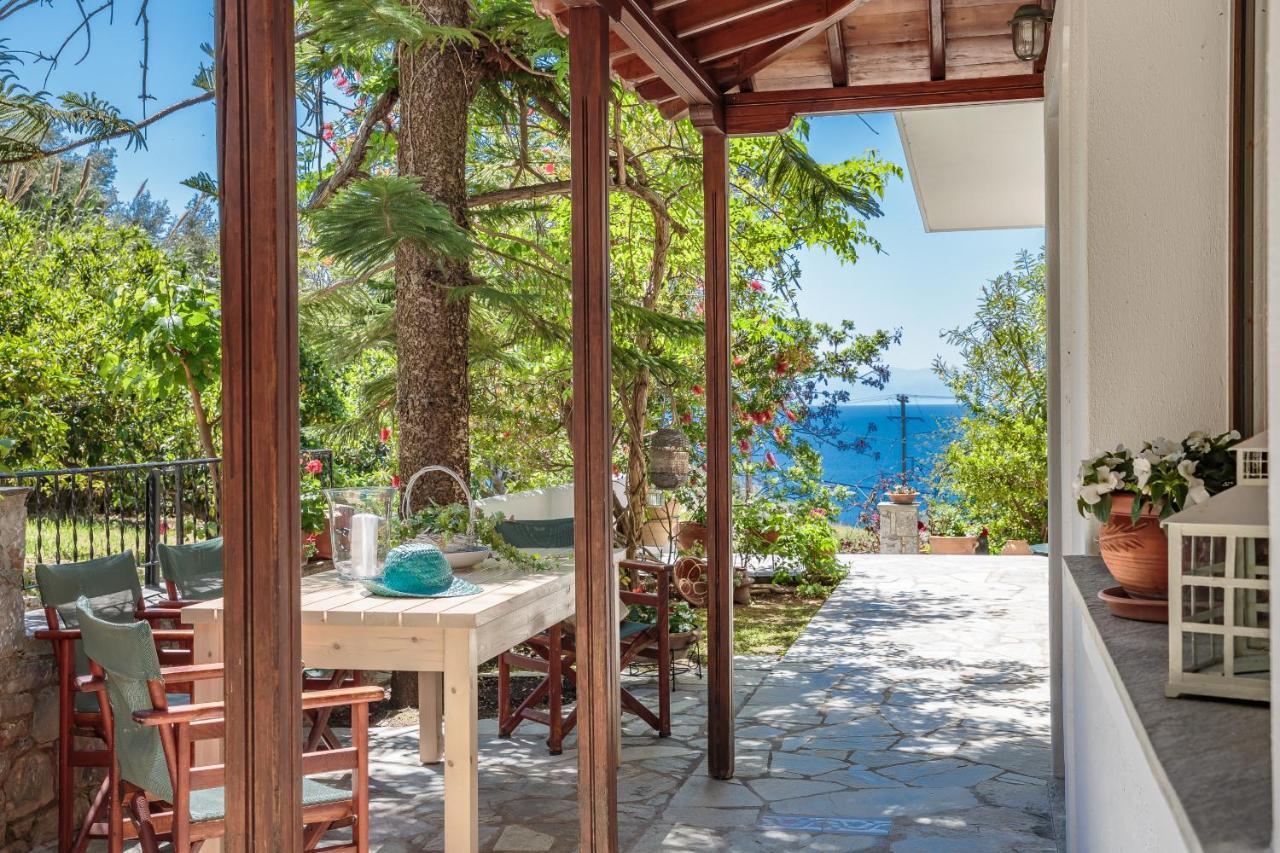 Oikia Guesthouse Стафилос Екстериор снимка