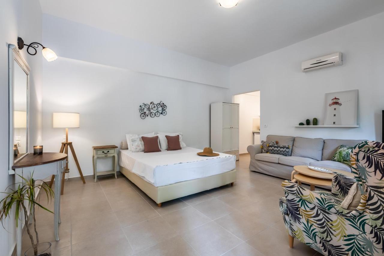 Oikia Guesthouse Стафилос Екстериор снимка